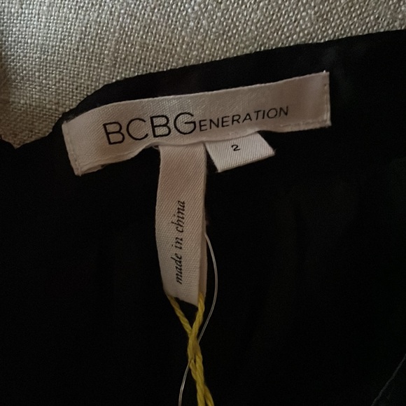 BCBG GENERATION sequin shorts NWT - Picture 2 of 6